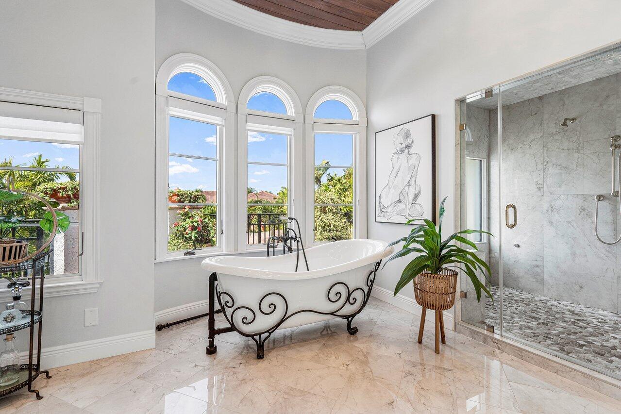 HILLSBORO SHORES SEC - Residential