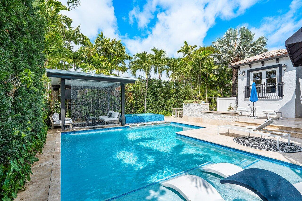 HILLSBORO SHORES SEC - Residential