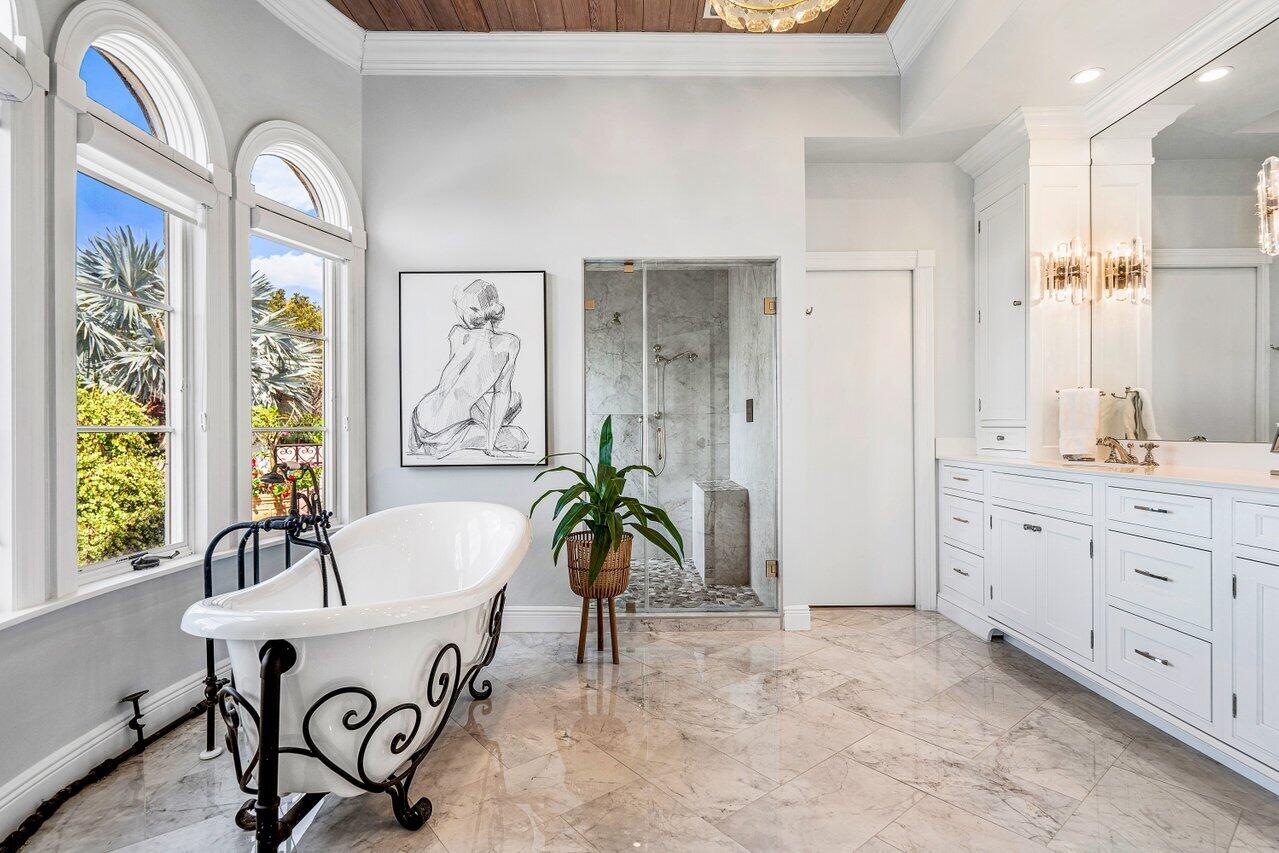 HILLSBORO SHORES SEC - Residential