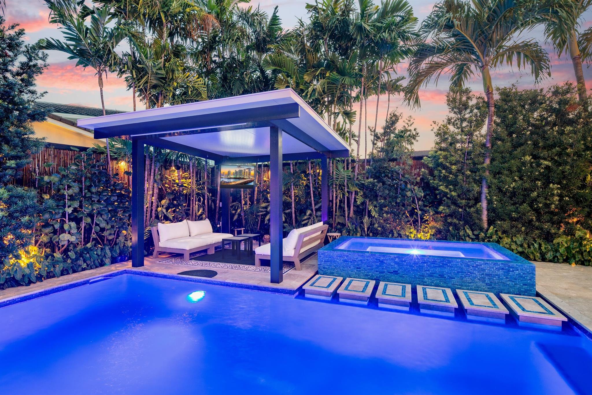 HILLSBORO SHORES SEC - Residential