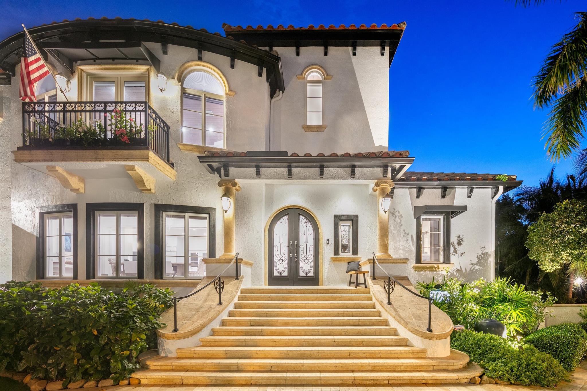 HILLSBORO SHORES SEC - Residential