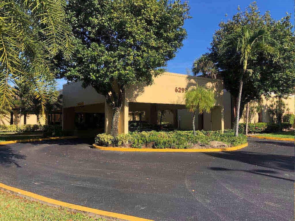Bermuda Club Four - Residential