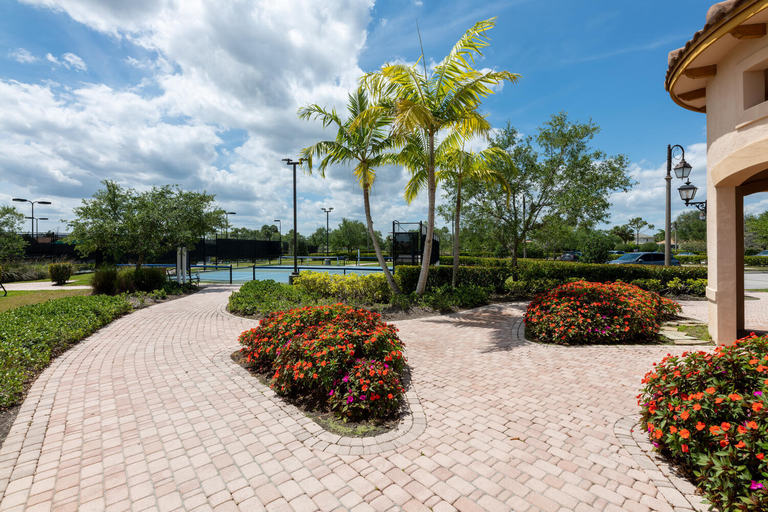 JUPITER COUNTRY CLUB CONDO II - Residential