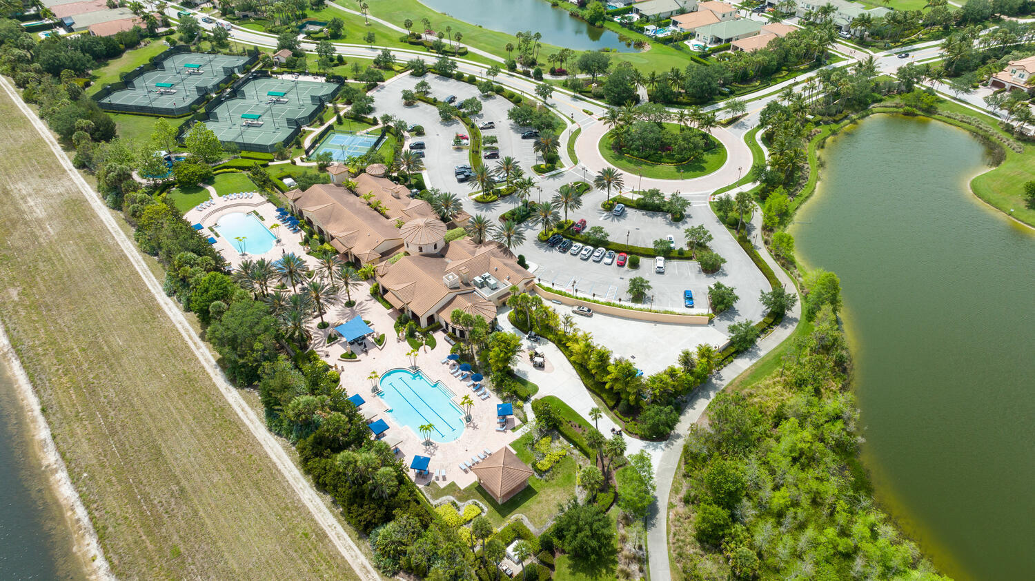 JUPITER COUNTRY CLUB CONDO II - Residential