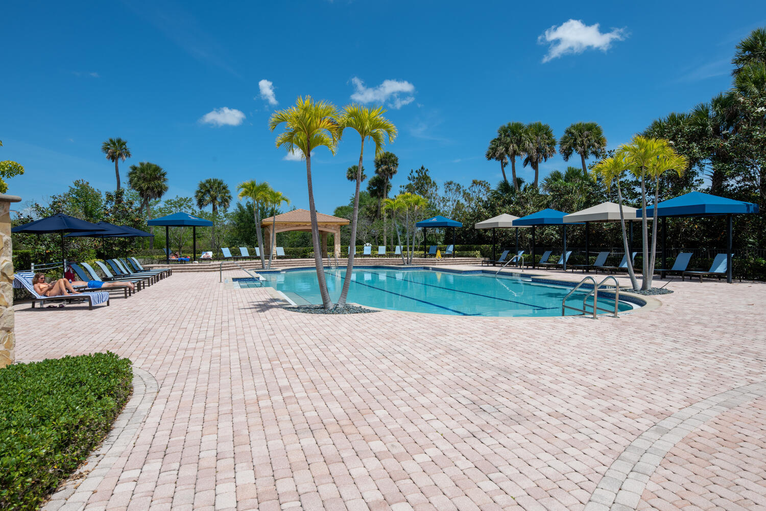 JUPITER COUNTRY CLUB CONDO II - Residential
