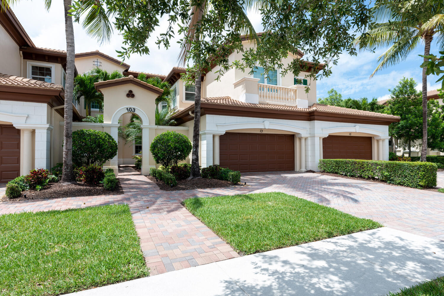 JUPITER COUNTRY CLUB CONDO II - Residential