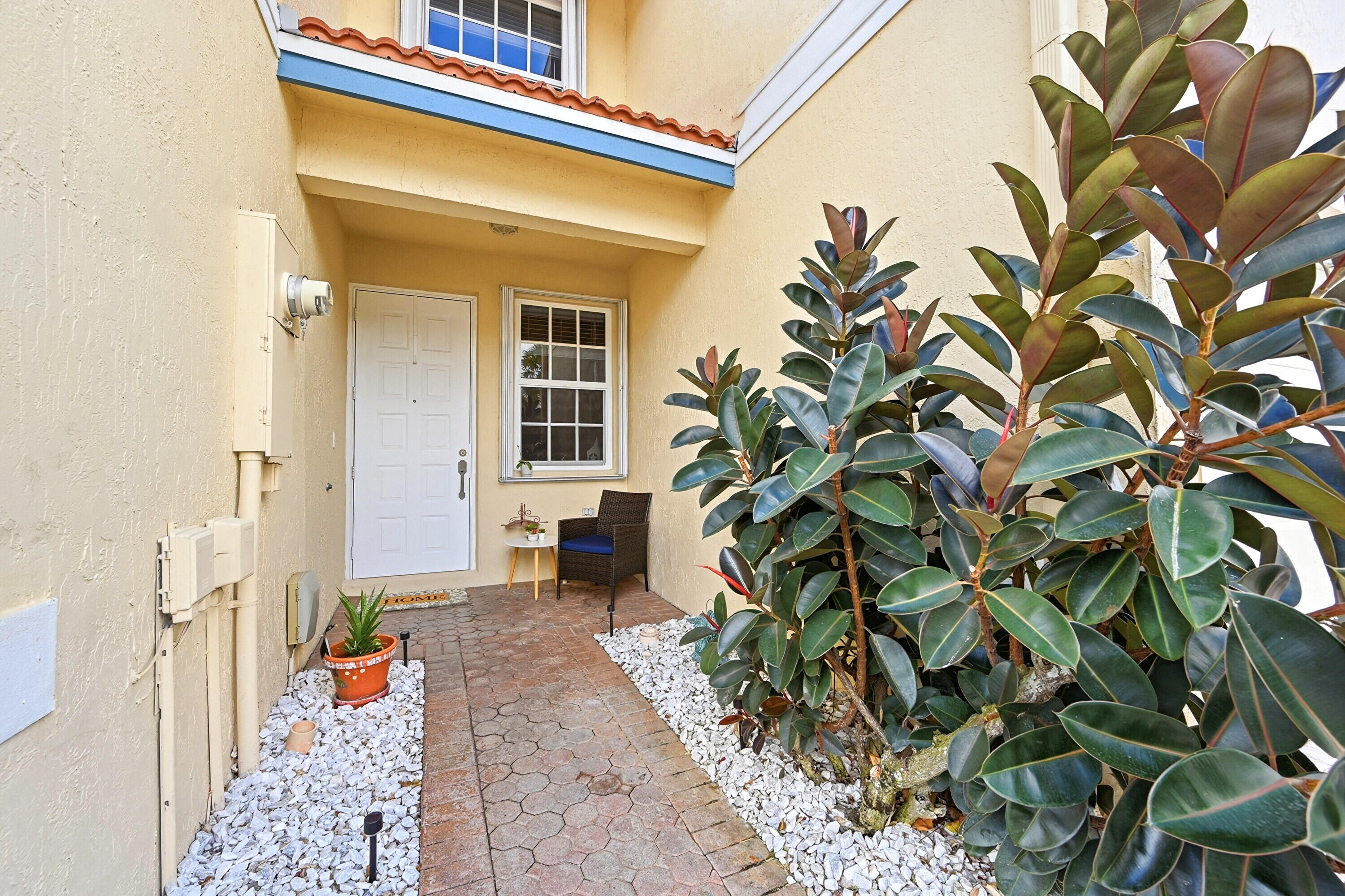 WYNDHAM LAKES EAST - Residential