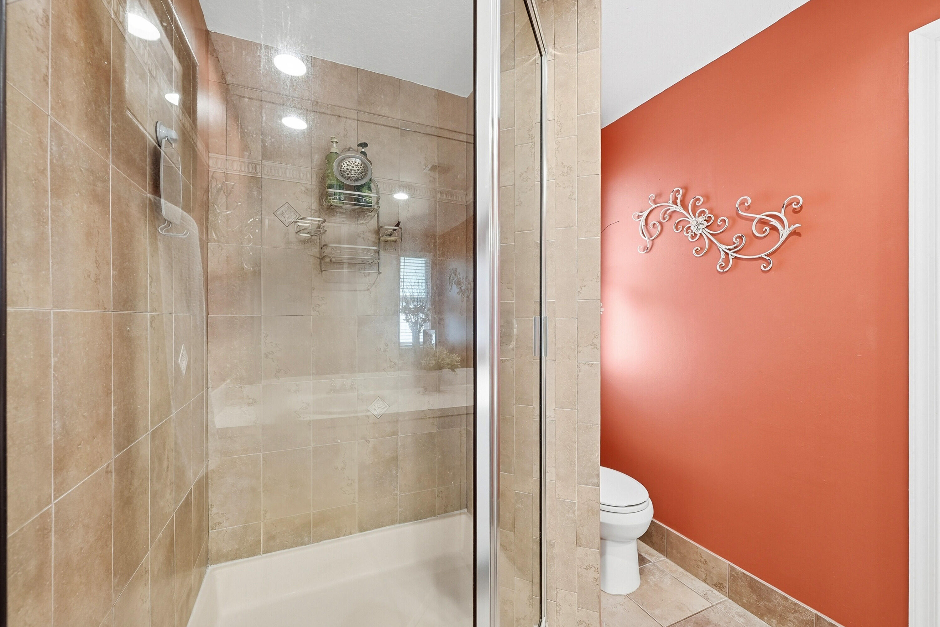 WYNDHAM LAKES EAST - Residential