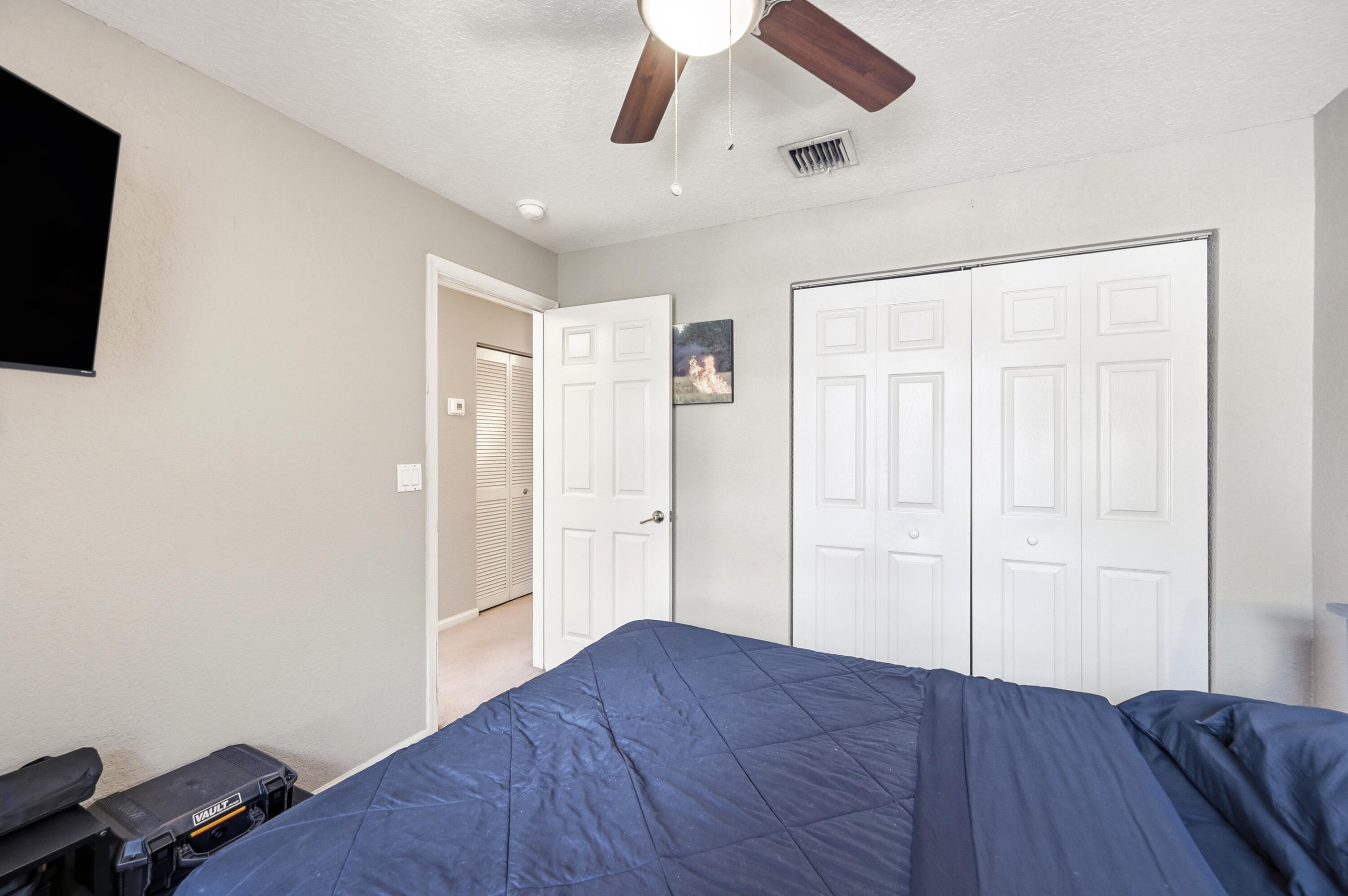 WYNDHAM LAKES EAST - Residential