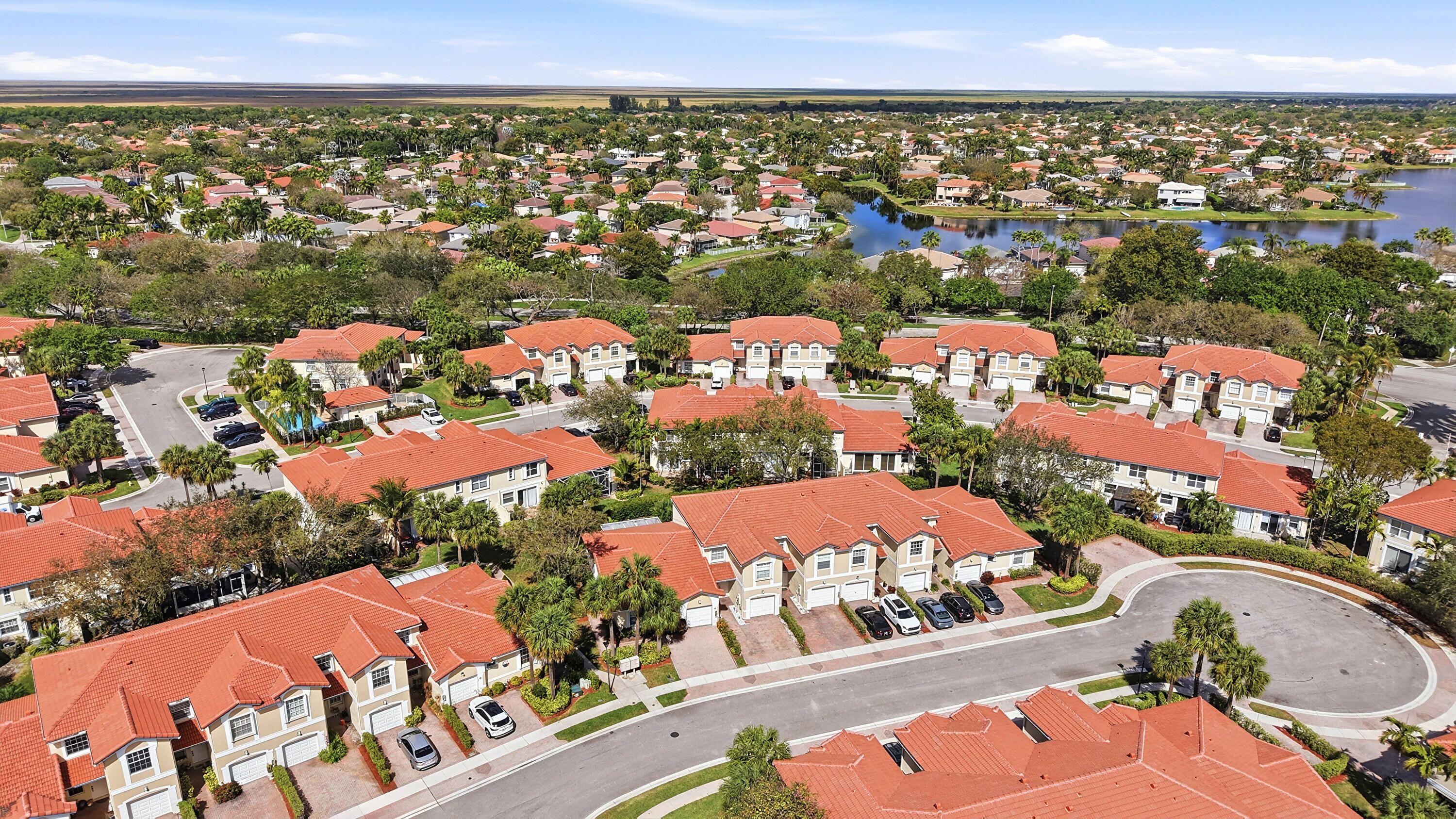 WYNDHAM LAKES EAST - Residential