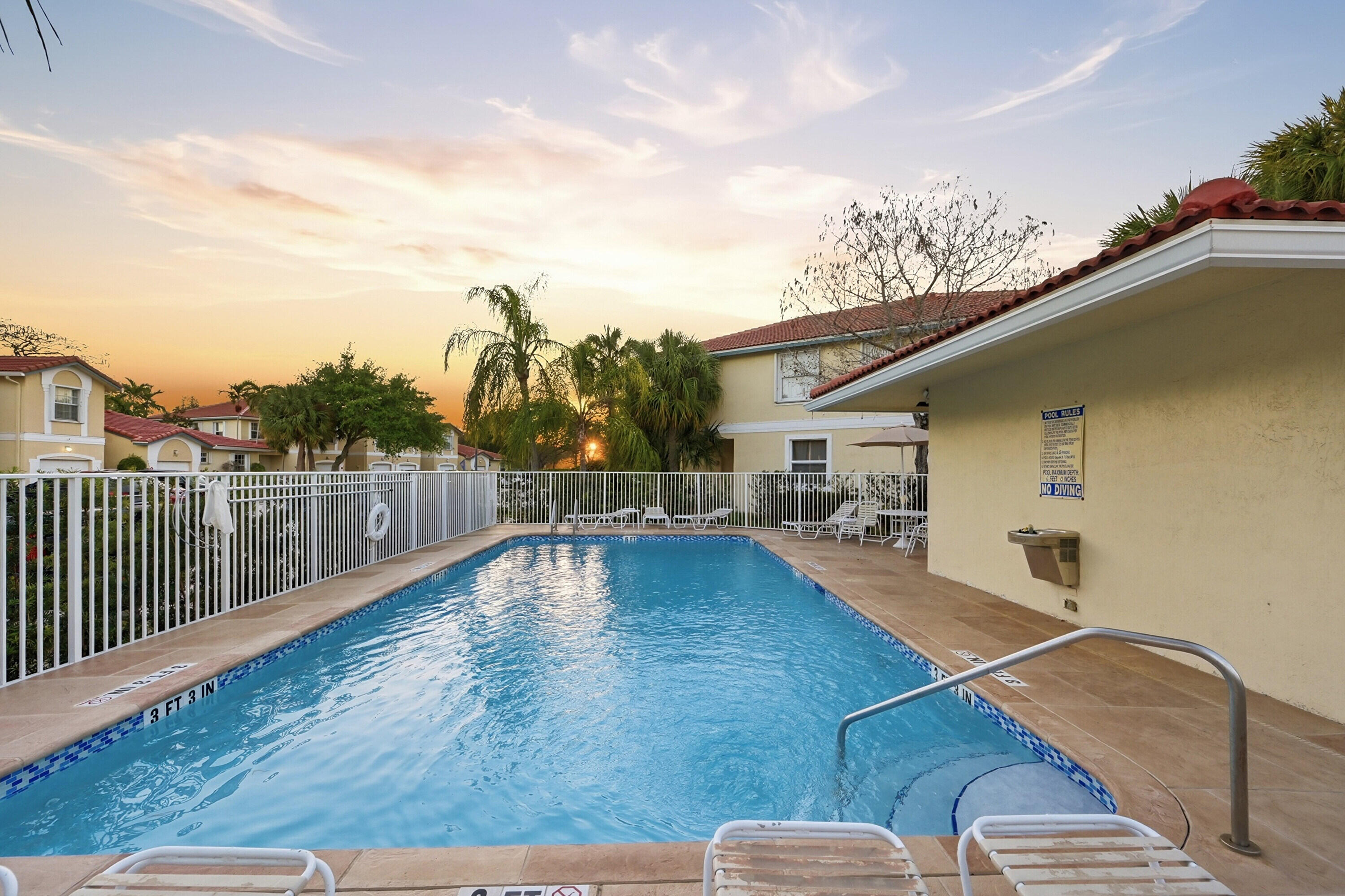 WYNDHAM LAKES EAST - Residential