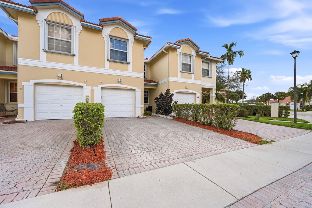 Photo of 11722 NW 47th Drive, Coral Springs, FL 33076 (MLS # B26001323)