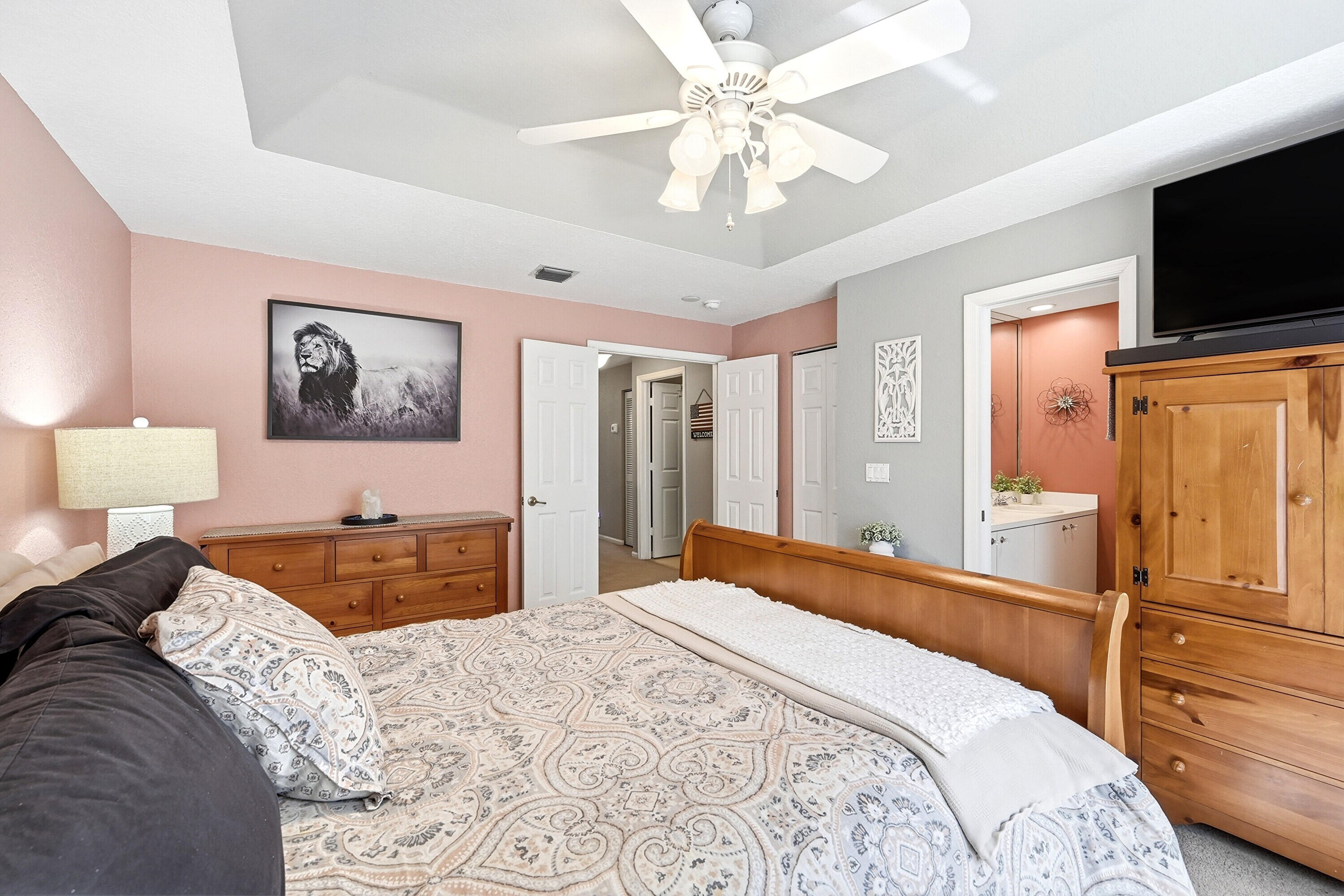 WYNDHAM LAKES EAST - Residential