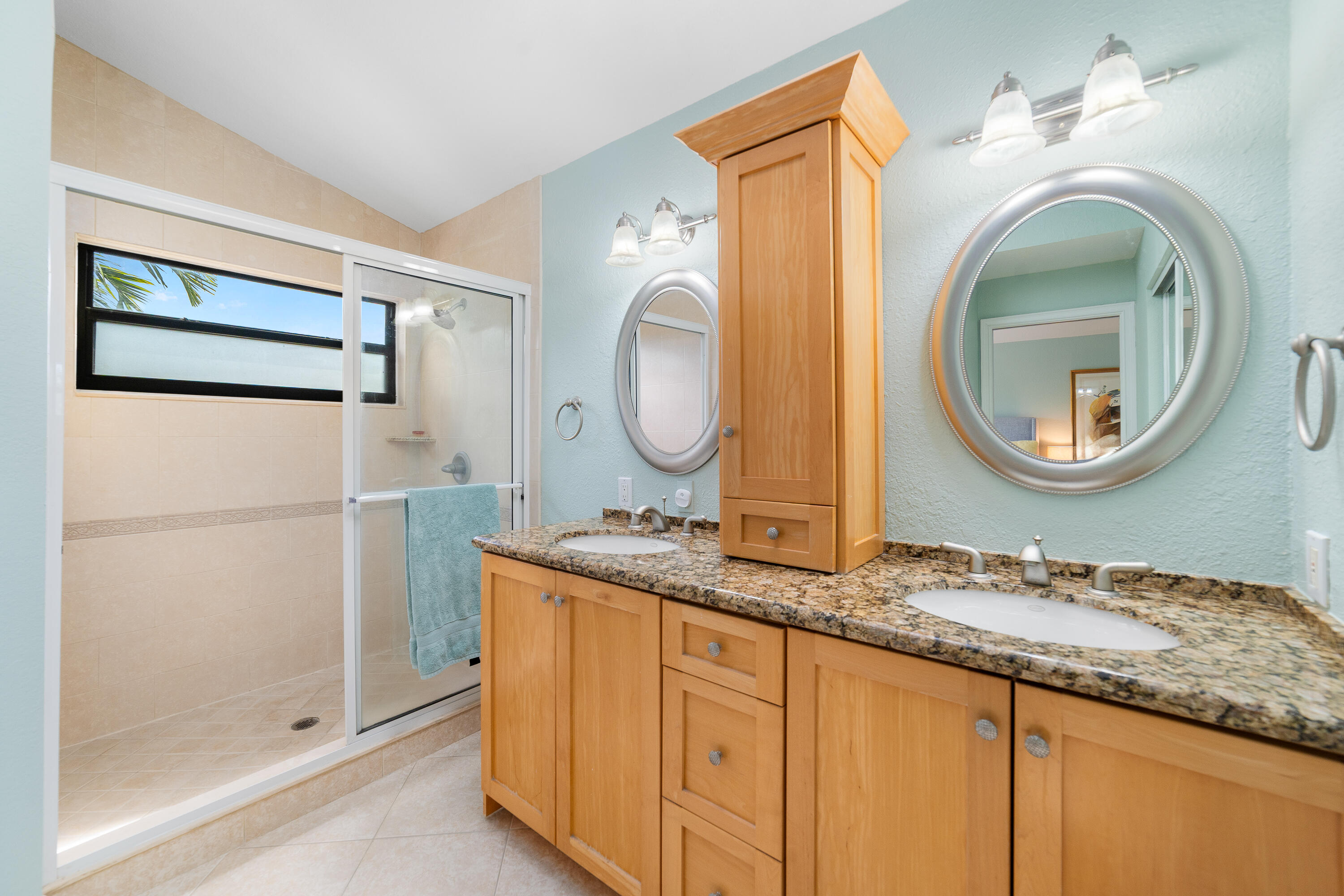 WIMBLEDON VILLAS OF VIA VERDE - Residential