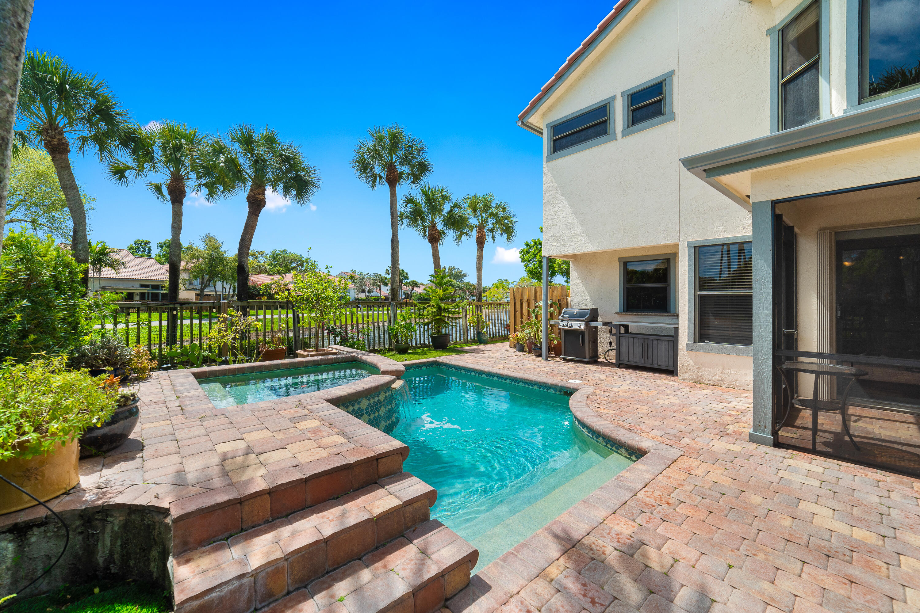 WIMBLEDON VILLAS OF VIA VERDE - Residential