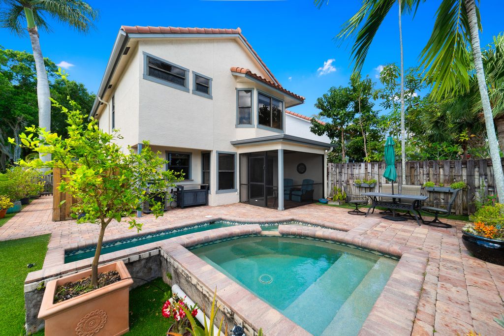 Photo of 5608 Amersham Way, Boca Raton, FL 33486 (MLS # B26003269)