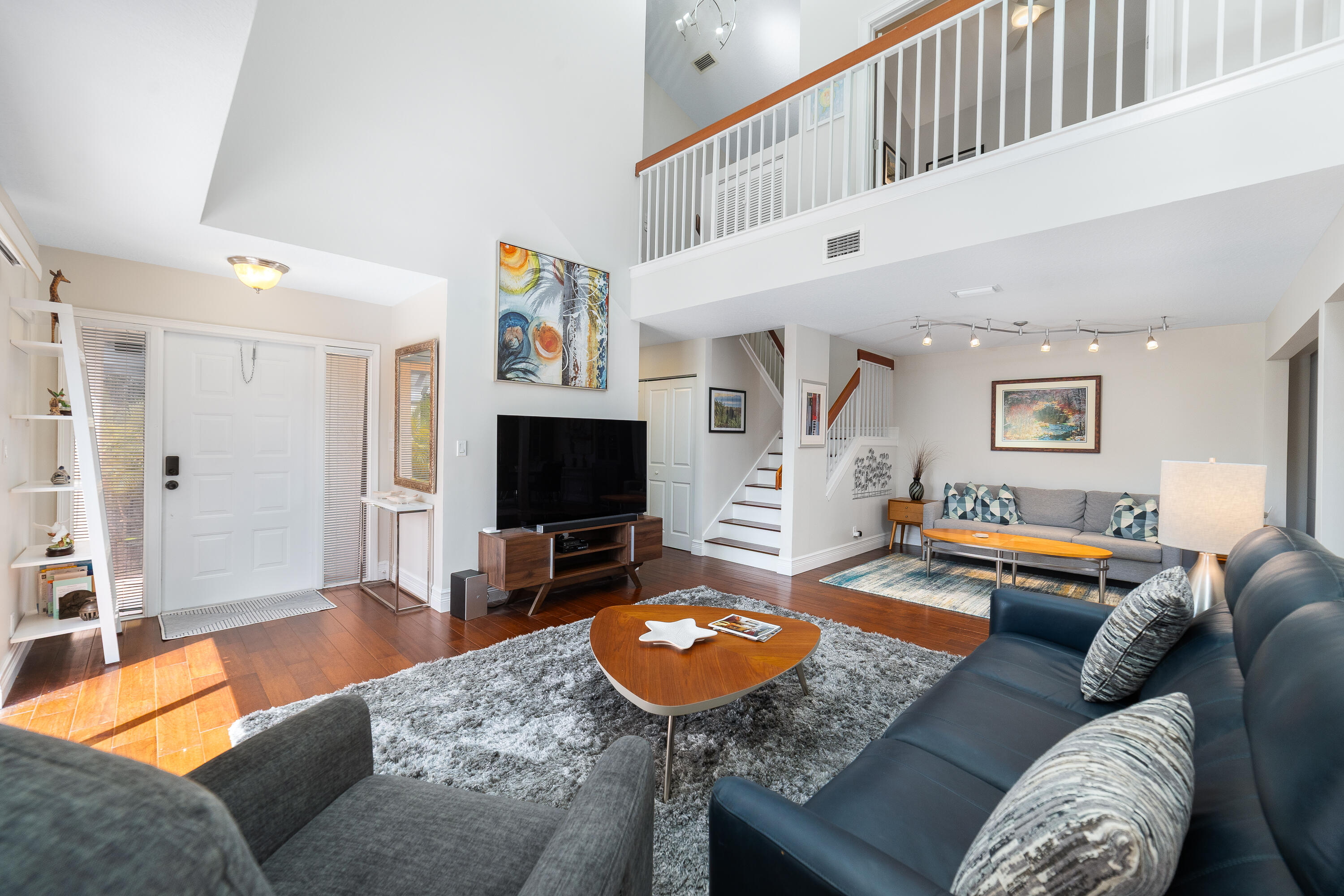 WIMBLEDON VILLAS OF VIA VERDE - Residential