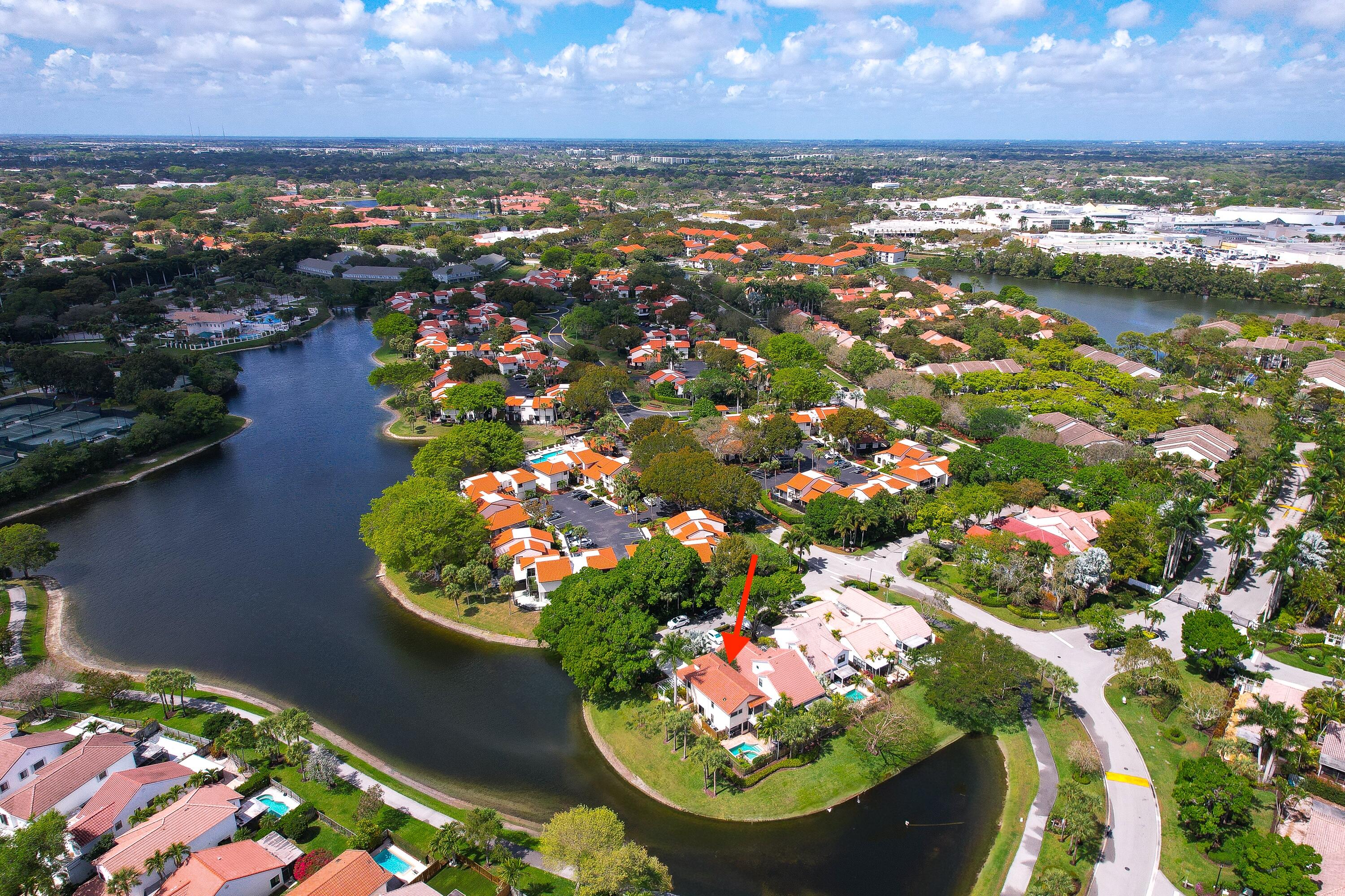 WIMBLEDON VILLAS OF VIA VERDE - Residential