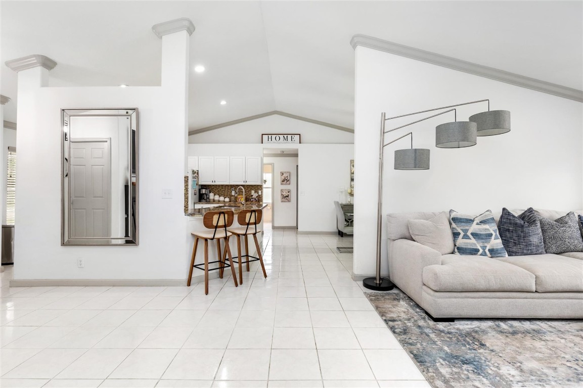 Sugar Pond Manor Wellingt - Residential