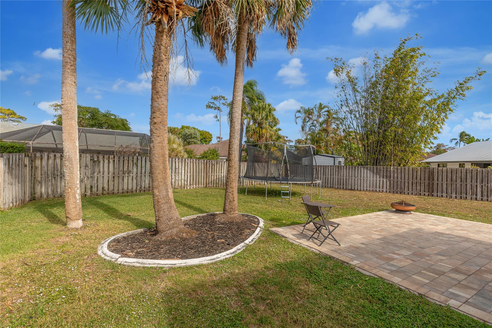 Sugar Pond Manor Wellingt - Residential