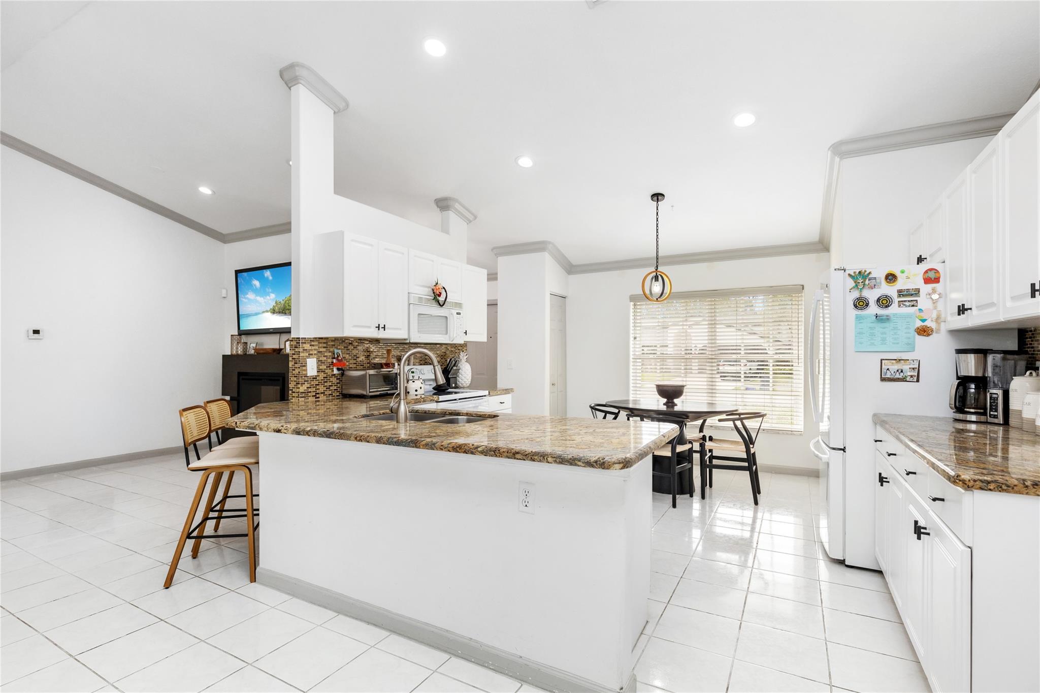 Sugar Pond Manor Wellingt - Residential