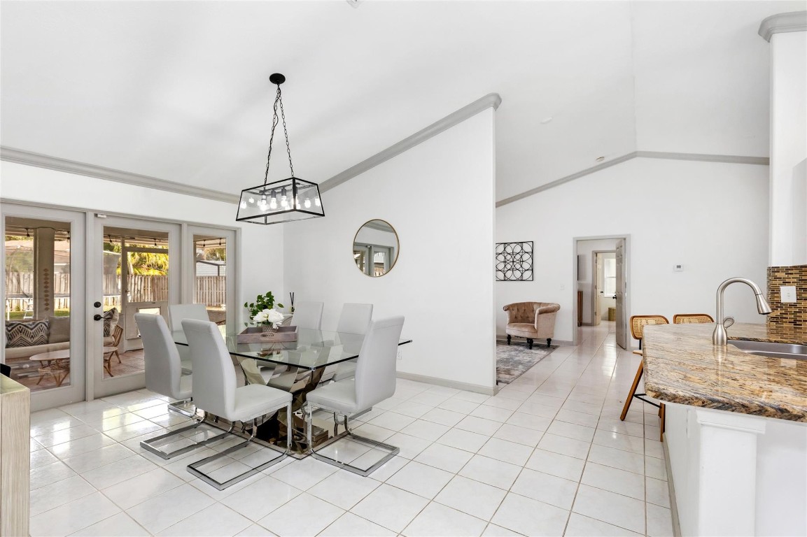 Sugar Pond Manor Wellingt - Residential