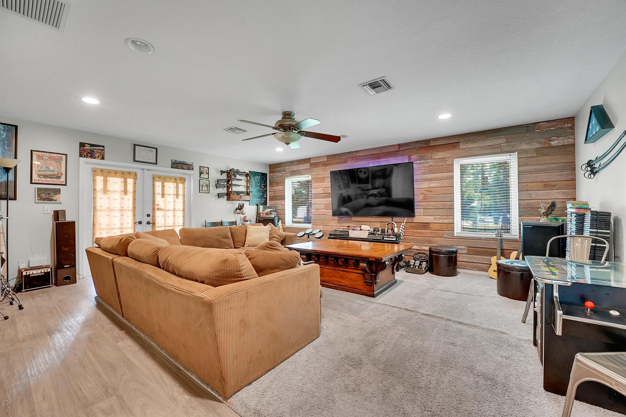 The Acreage - Residential