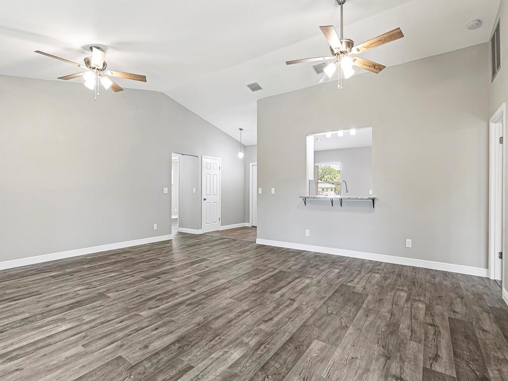 PINECREST SUB UNIT 3 - Residential