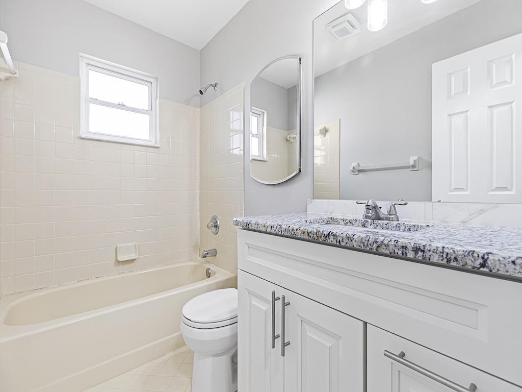 PINECREST SUB UNIT 3 - Residential