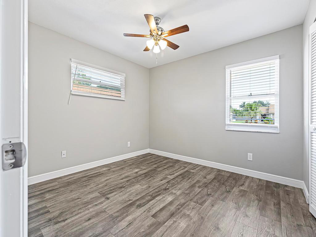 PINECREST SUB UNIT 3 - Residential