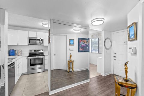 Tiny photo for 3138 Via Poinciana #116, Lake Worth, FL 33467 (MLS # R11150031)