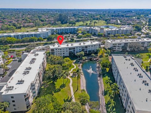 Tiny photo for 3138 Via Poinciana #116, Lake Worth, FL 33467 (MLS # R11150031)