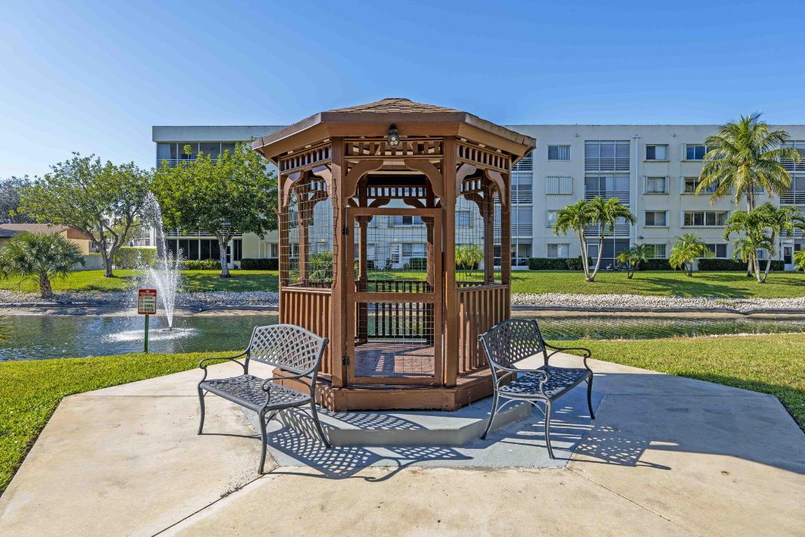 GRANDVIEW AT SPRING LAKES CONDO - Residential