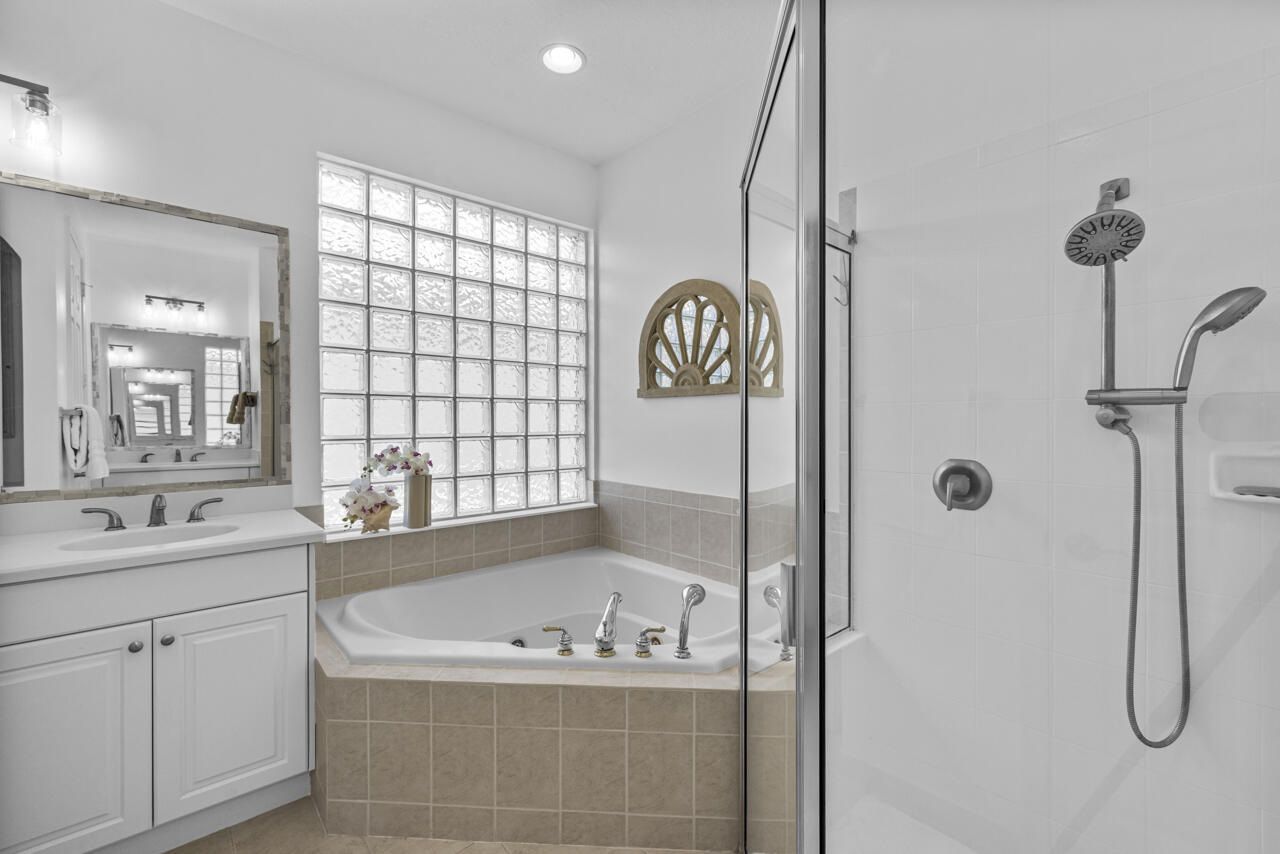 MARTINS CROSSING - Residential