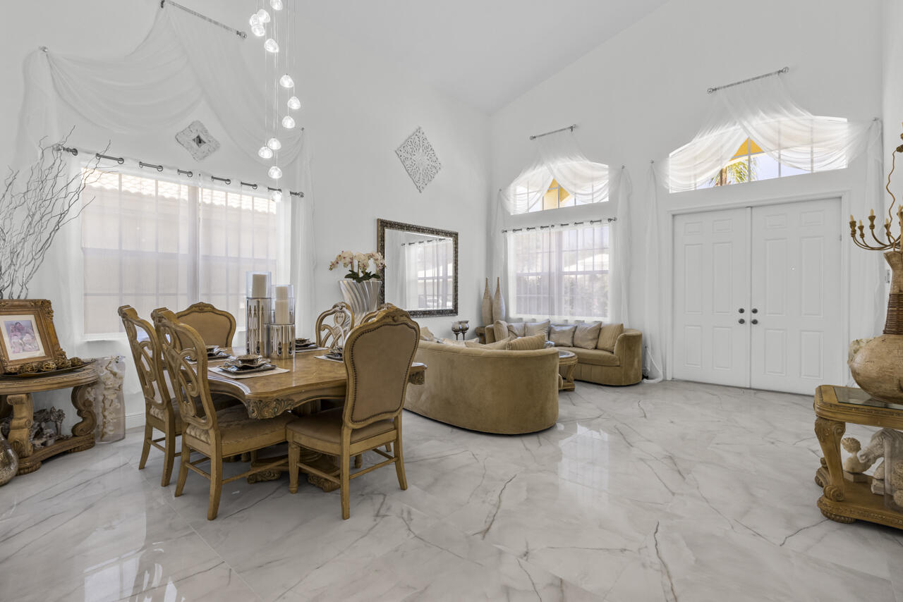MARTINS CROSSING - Residential