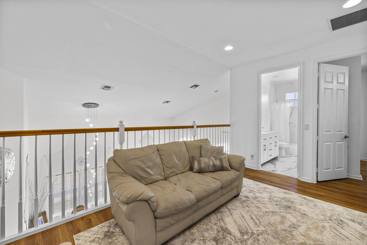 MARTINS CROSSING - Residential