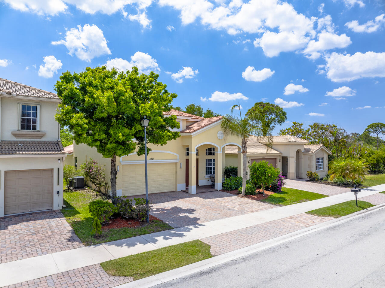 MARTINS CROSSING - Residential