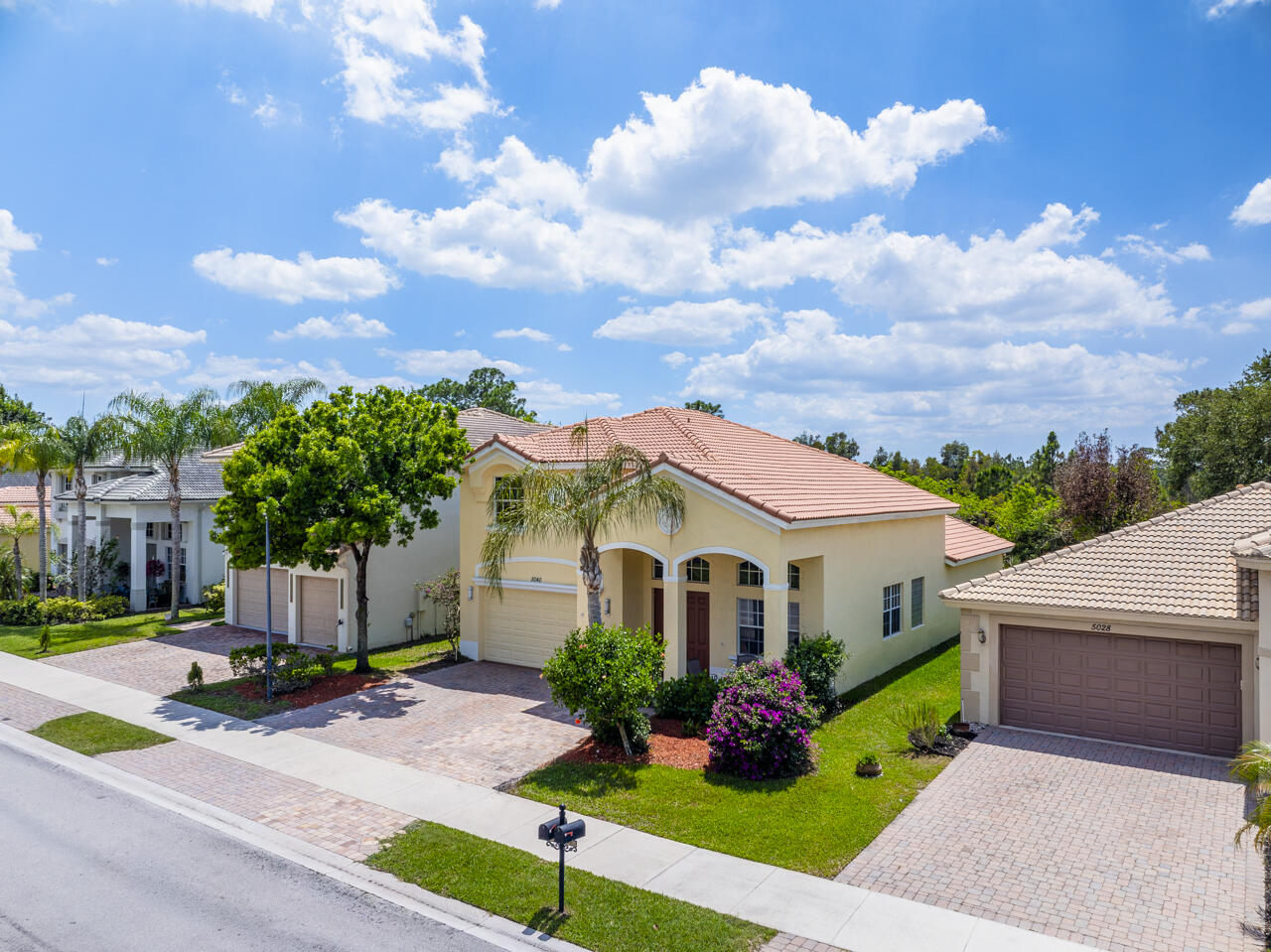 MARTINS CROSSING - Residential