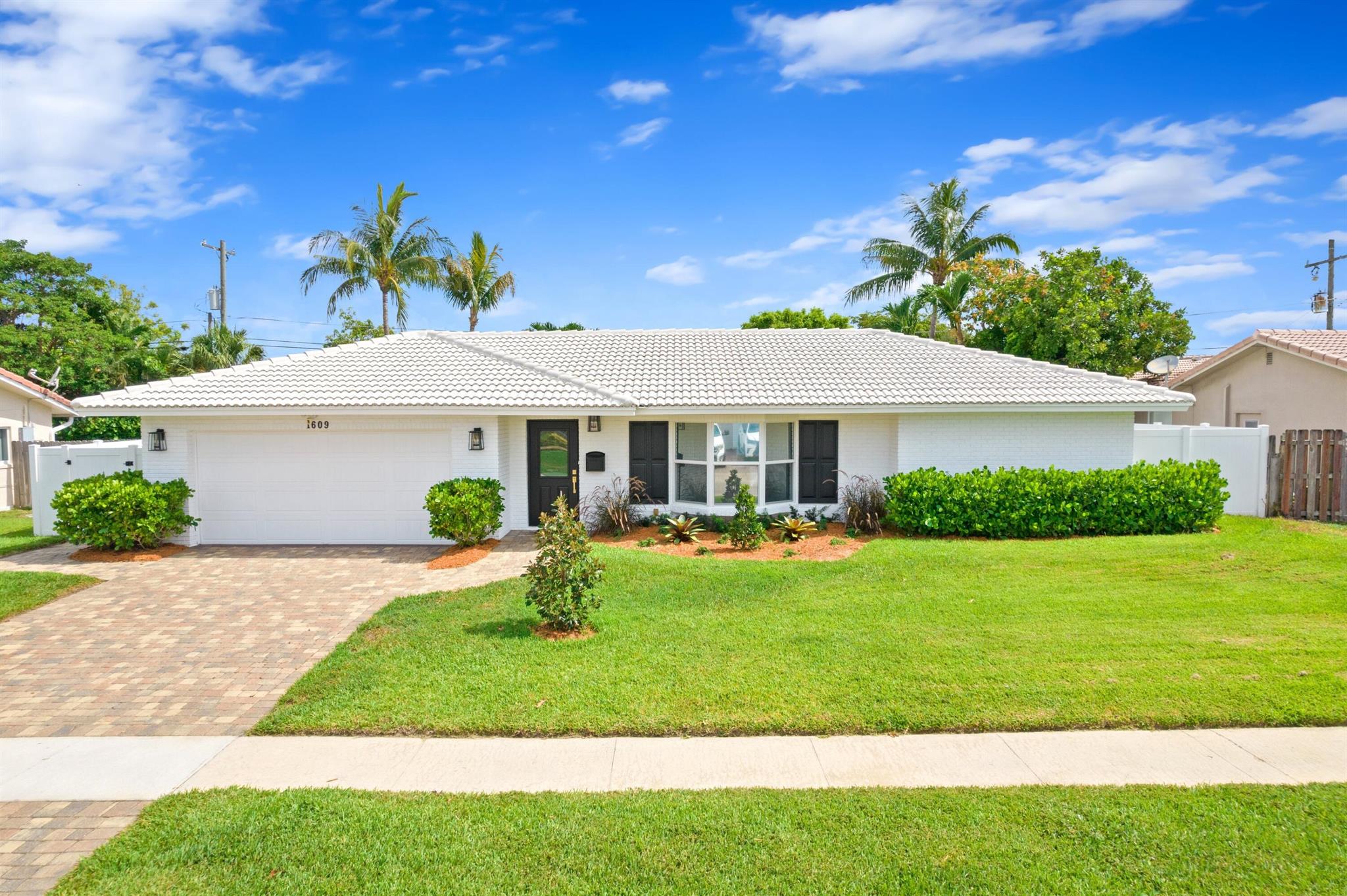 1609 NW 8th Street