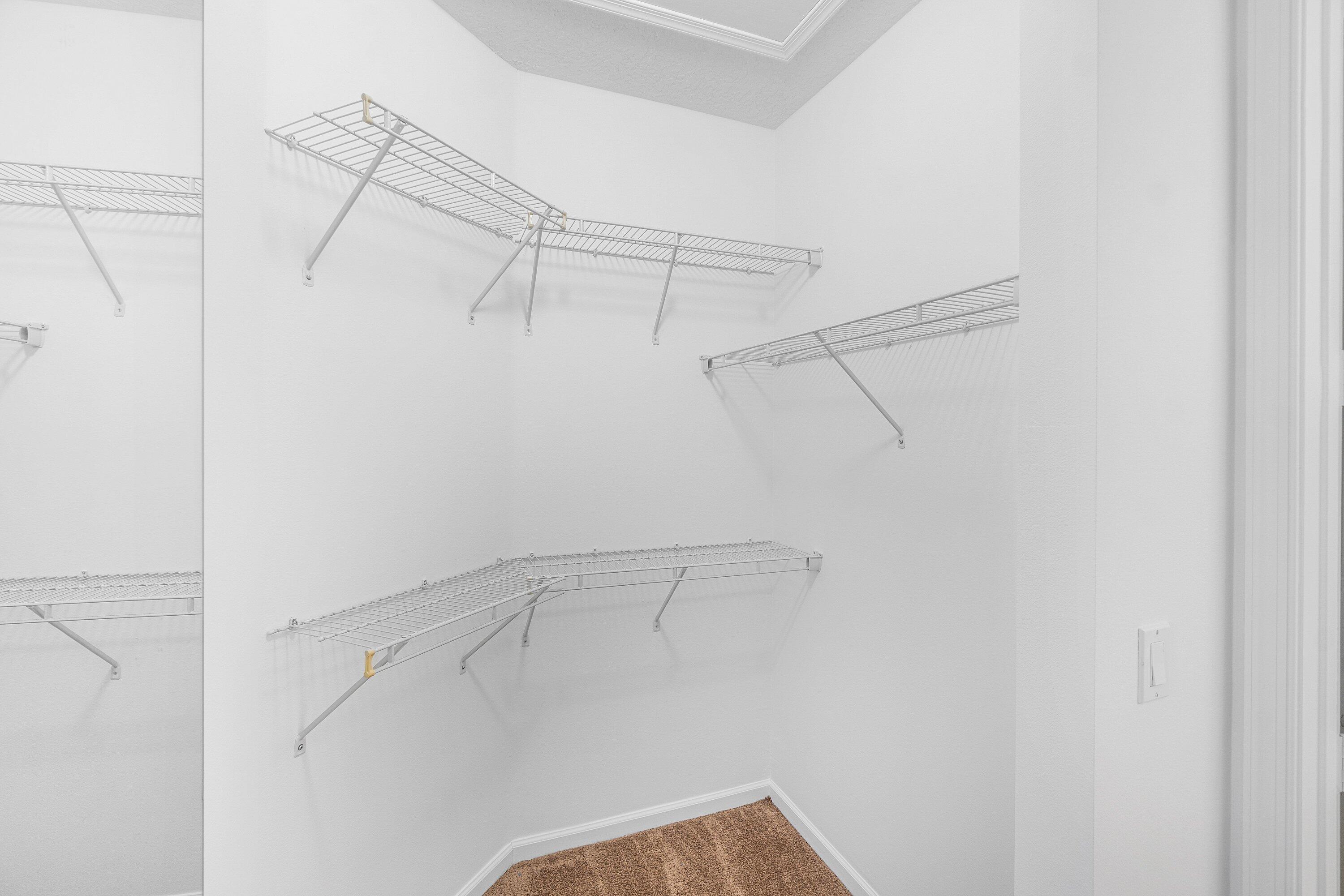 GRAMERCY SQUARE - Residential