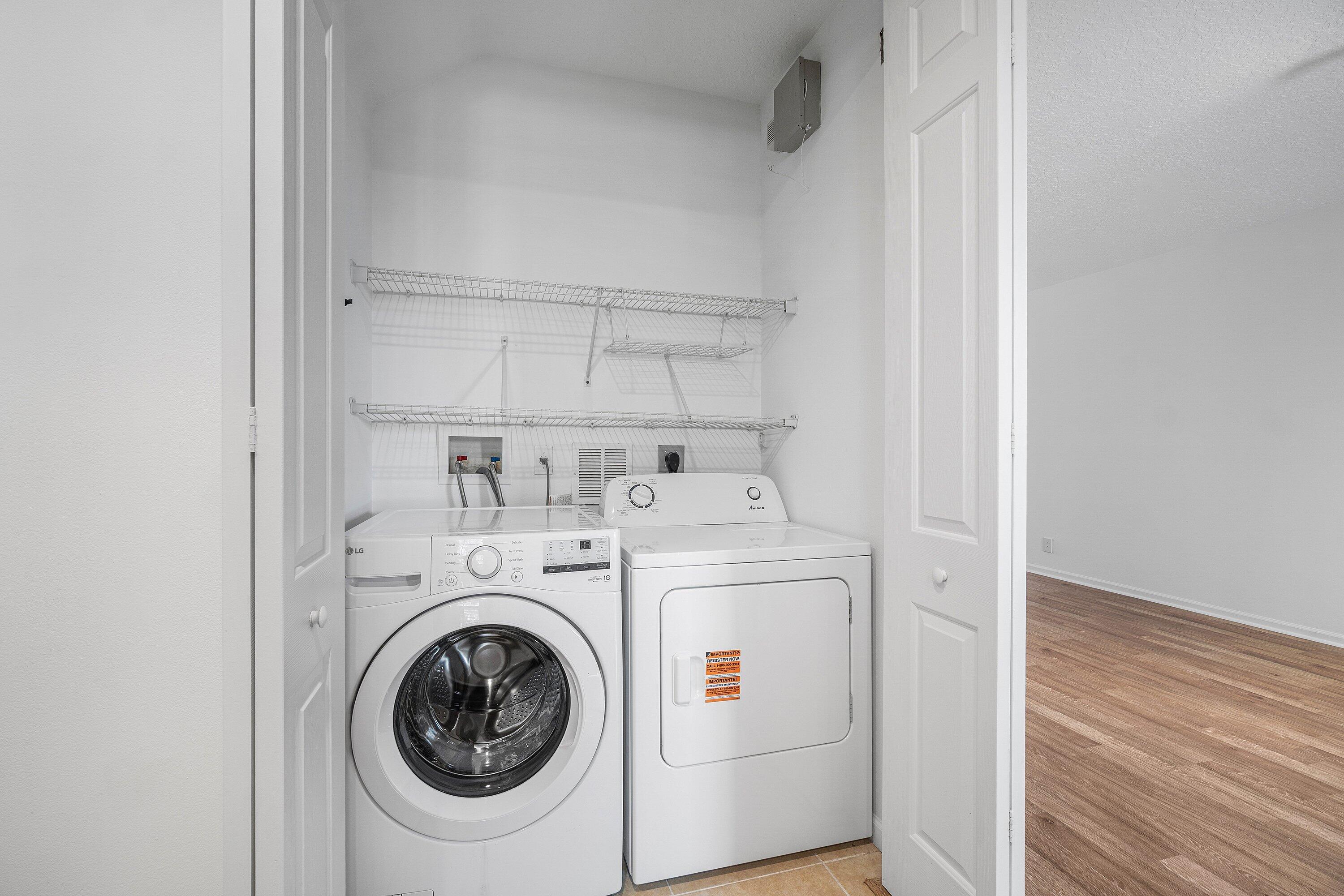 GRAMERCY SQUARE - Residential