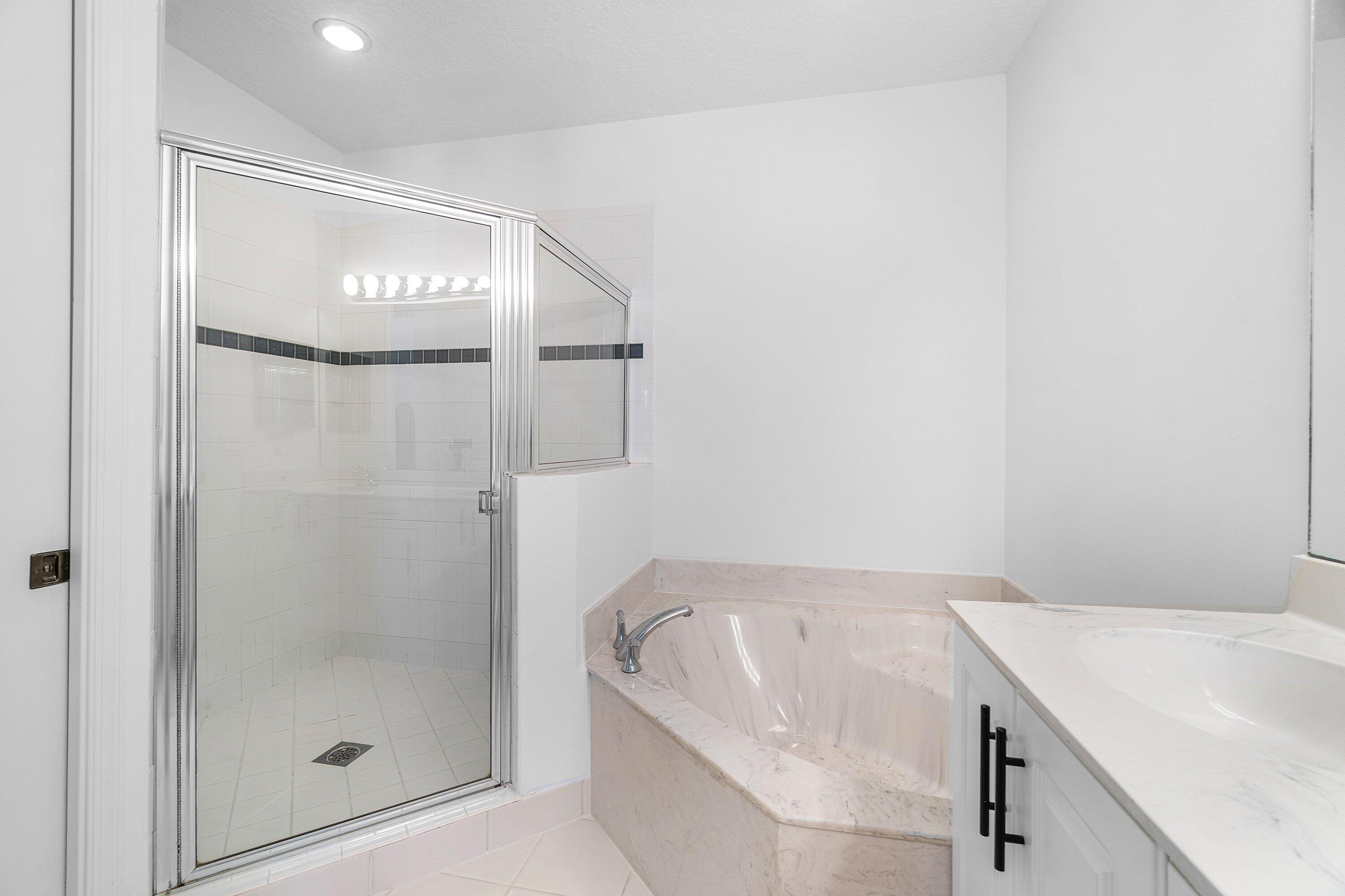 GRAMERCY SQUARE - Residential