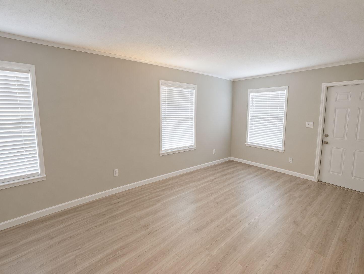 WOODLAND HEIGHTS - Residential