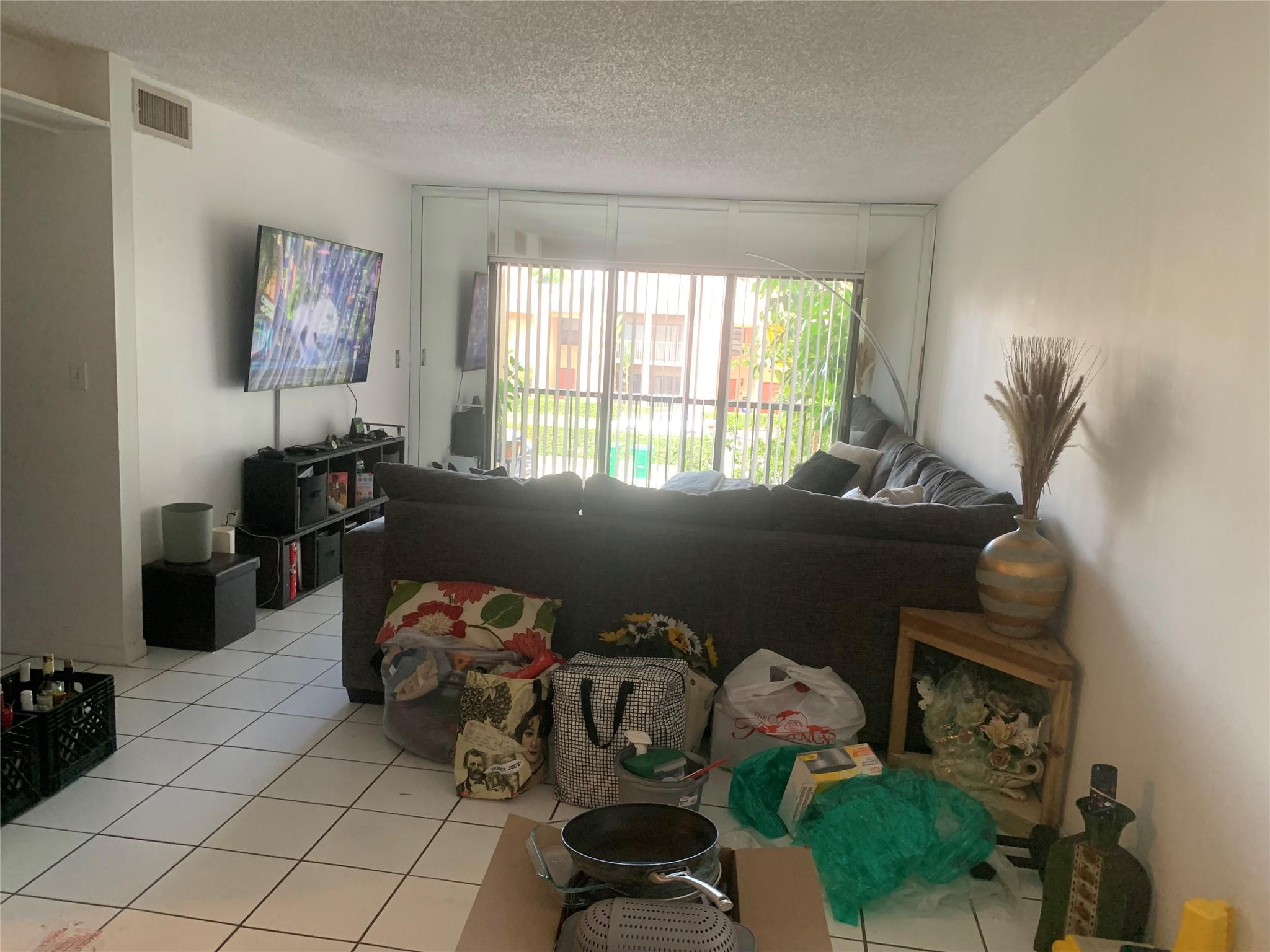 Fairways Of Coral Spgs Co - Residential Lease