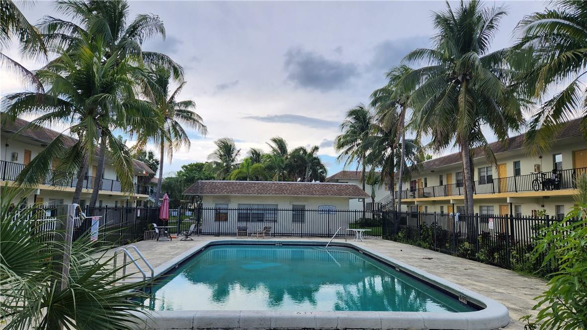 CALYPSO CAY - Residential