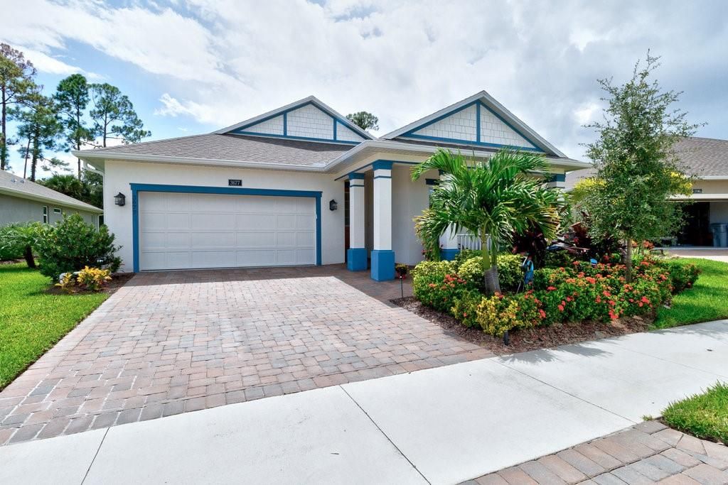 Photo of 3677 Loblolly Sq, Vero Beach, FL 32966 (MLS # F10527660)