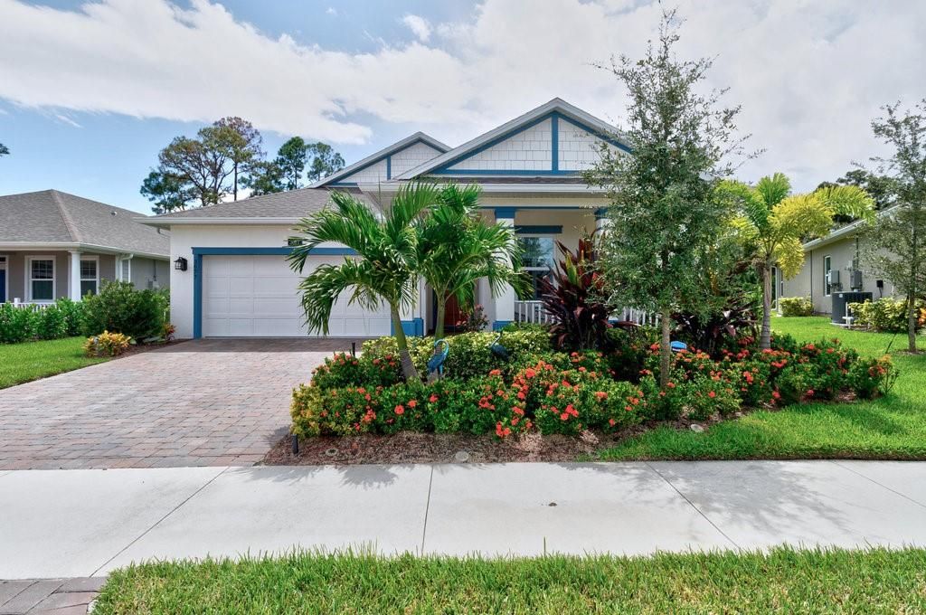 Photo of 3677 Loblolly Sq, Vero Beach, FL 32966 (MLS # F10527660)