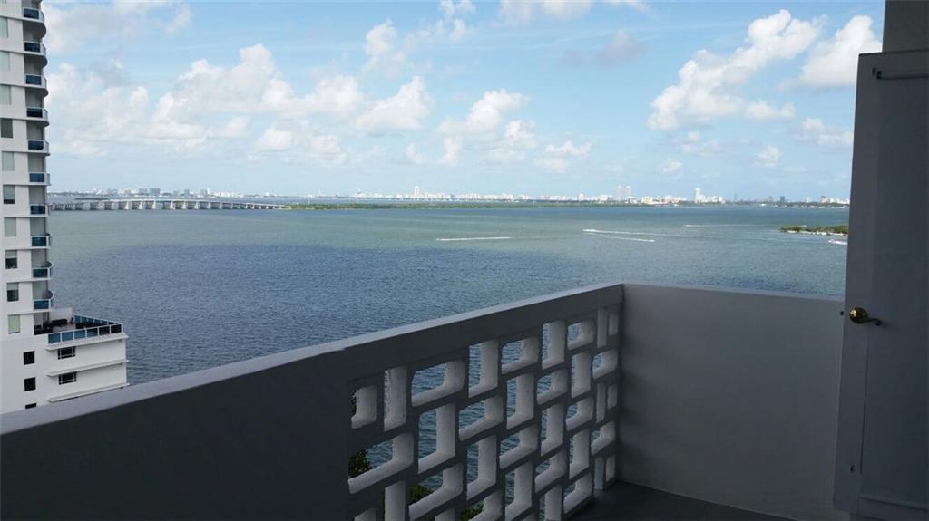 BISCAYNE 21 CONDO - Residential