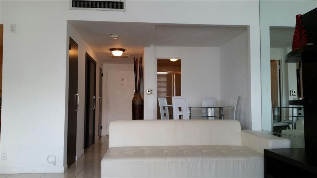 BISCAYNE 21 CONDO - Residential