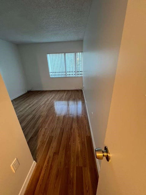Tiny photo for 721 N Pine Island Road #207, Plantation, FL 33324 (MLS # F10504398)